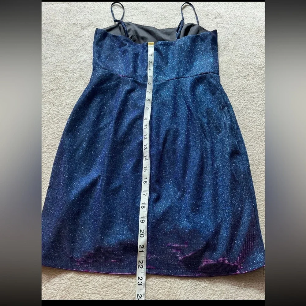 Lulu's‎ Women's Shiny Royal Blue Metallic Sleeveless Lined Mini Dress Size Small